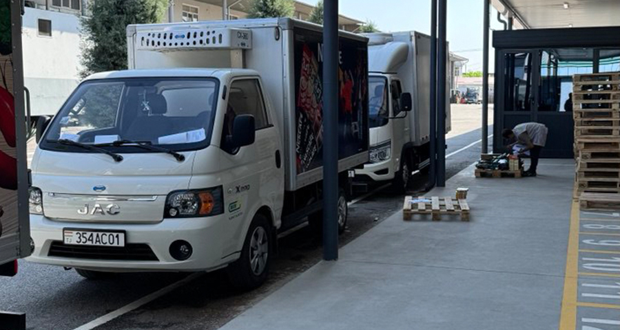 Загрузка-разгрузка транспортных средств на складе «Таджеро», автоматизированном с помощью AXELOT WMS