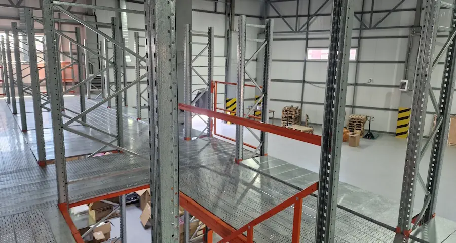 Внедрение AXELOT WMS на складе FAM LOGISTICS